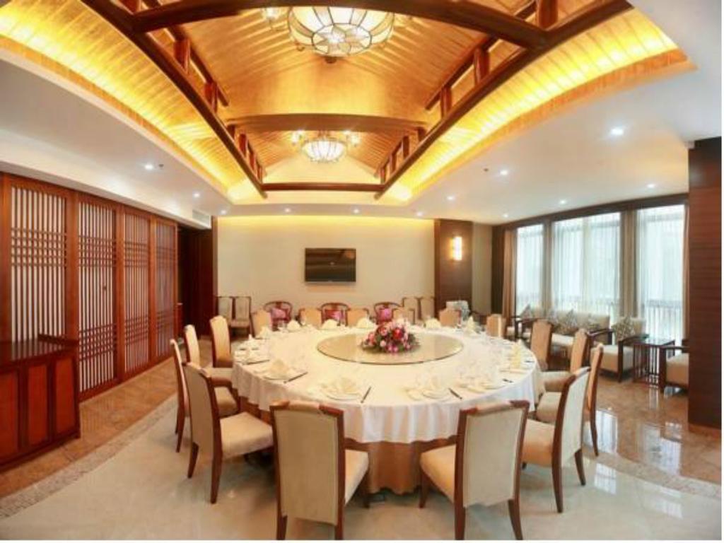 Kangte Wangfu Hotel Of Resort And Conference Санья Екстер'єр фото